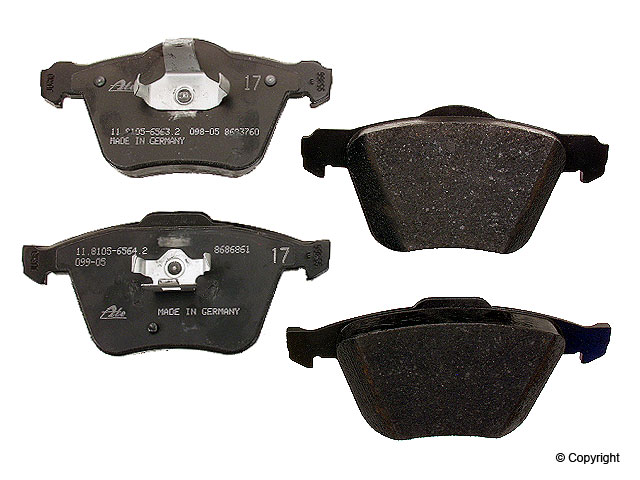 Genuine Volvo 274331 Brake Pad Set